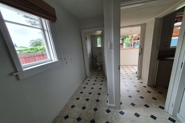 Photo of property in 54 Neill Street, Hornby, Christchurch, 8042