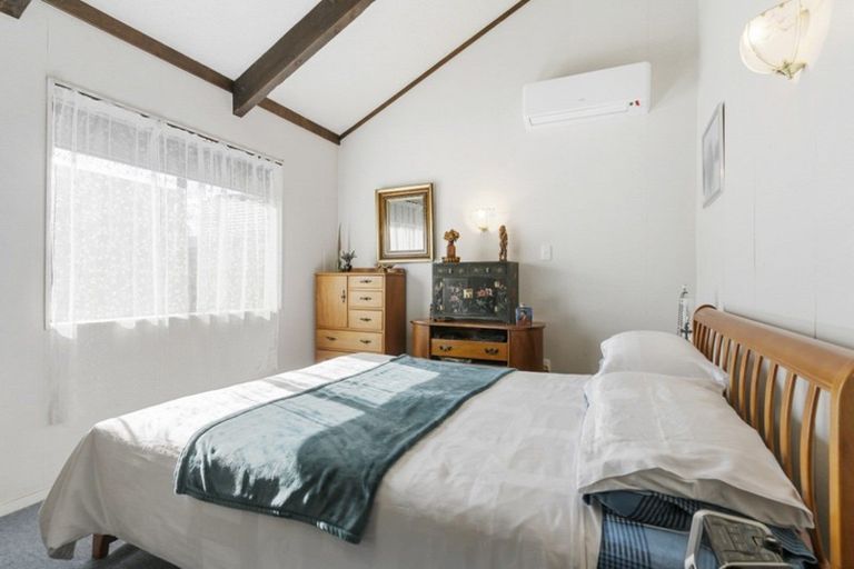 Photo of property in 106 Lorraine Place, Whangamata, 3620