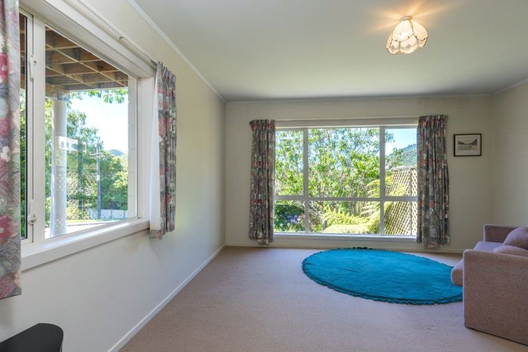 Photo of property in 34 Moana View Road, Waikawa, Picton, 7220