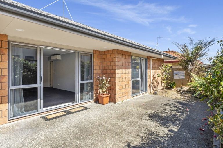 Photo of property in 68 Beachwater Drive, Papamoa Beach, Papamoa, 3118