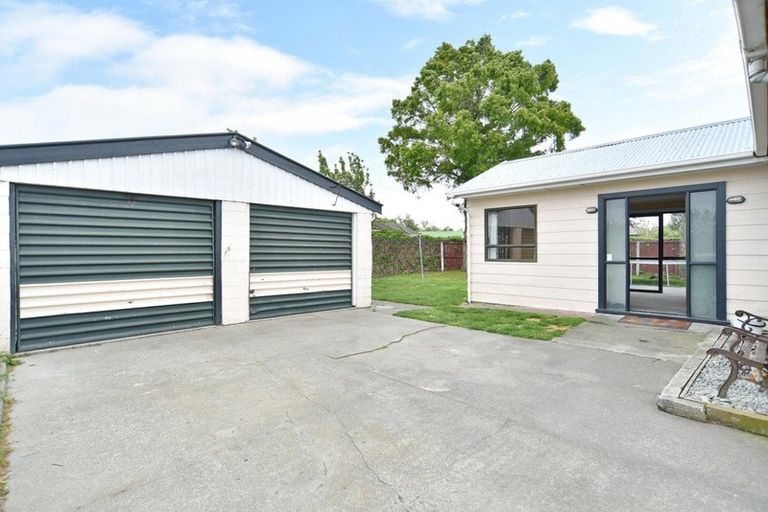 Photo of property in 22 Wingate Street, Redwood, Christchurch, 8051