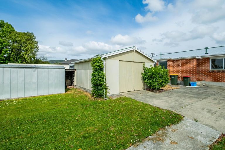 Photo of property in 85 Shearman Street, Waimate, 7924
