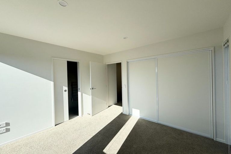 Photo of property in 1/88 Holly Road, St Albans, Christchurch, 8014