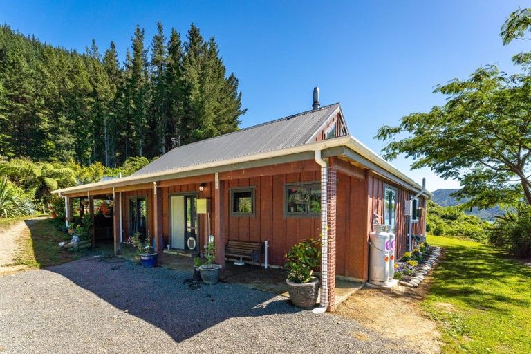 Photo of property in 109 Anakiwa Road, Anakiwa, Picton, 7281