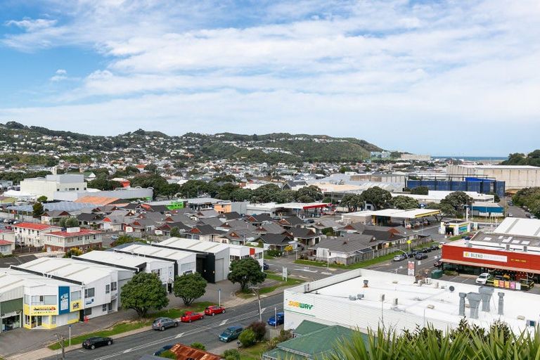 Photo of property in 2/46 Maupuia Road, Miramar, Wellington, 6022