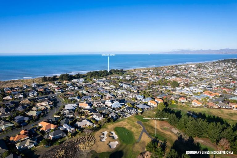 Photo of property in 10 Cordyline Place, Waimairi Beach, Christchurch, 8083