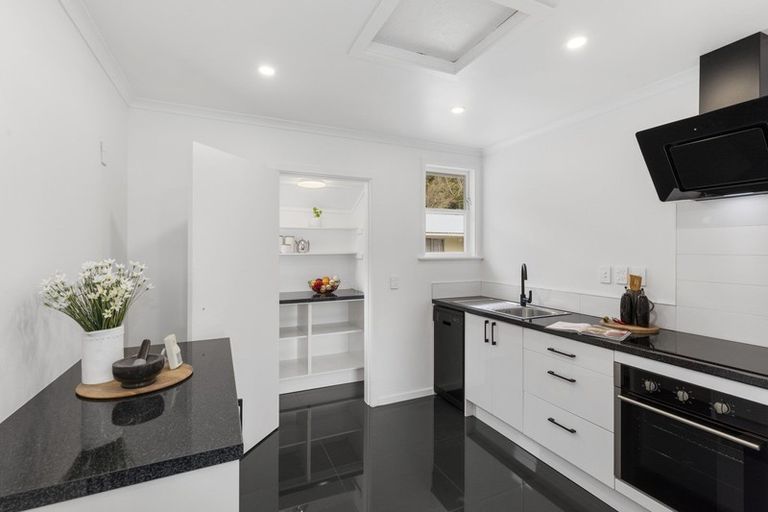 Photo of property in 4/17 Kowhai Street, Naenae, Lower Hutt, 5011