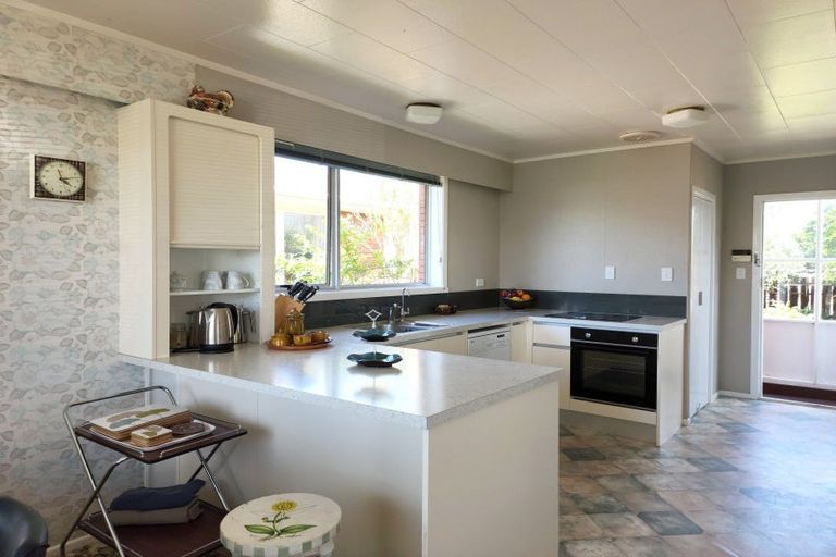 Photo of property in 9 Severn Place, Spotswood, New Plymouth, 4310
