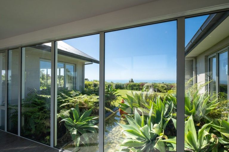 Photo of property in 4 Heipipi Drive, Eskdale, Napier, 4182