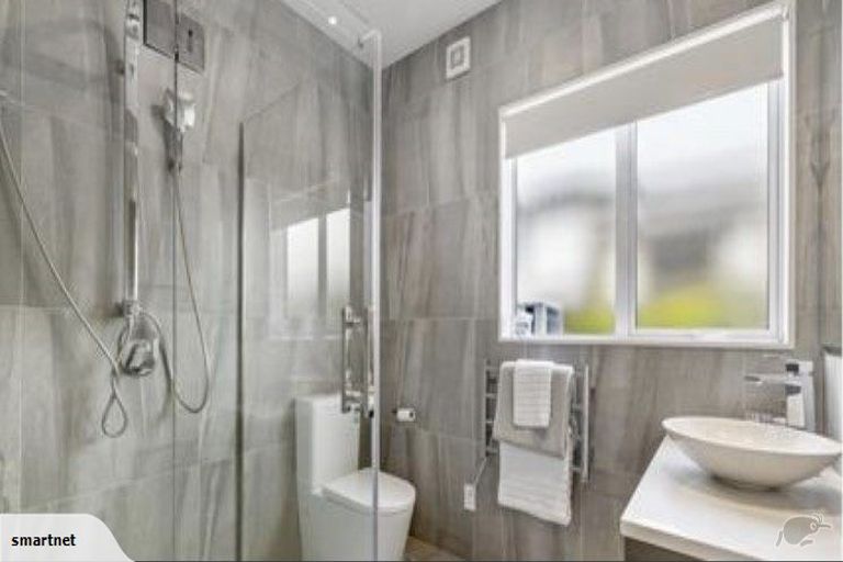 Photo of property in 128a Jeffs Road, Flat Bush, Auckland, 2016