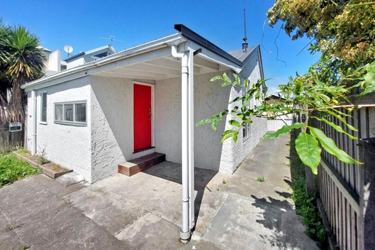 Photo of property in 162 Strickland Street, Sydenham, Christchurch, 8023