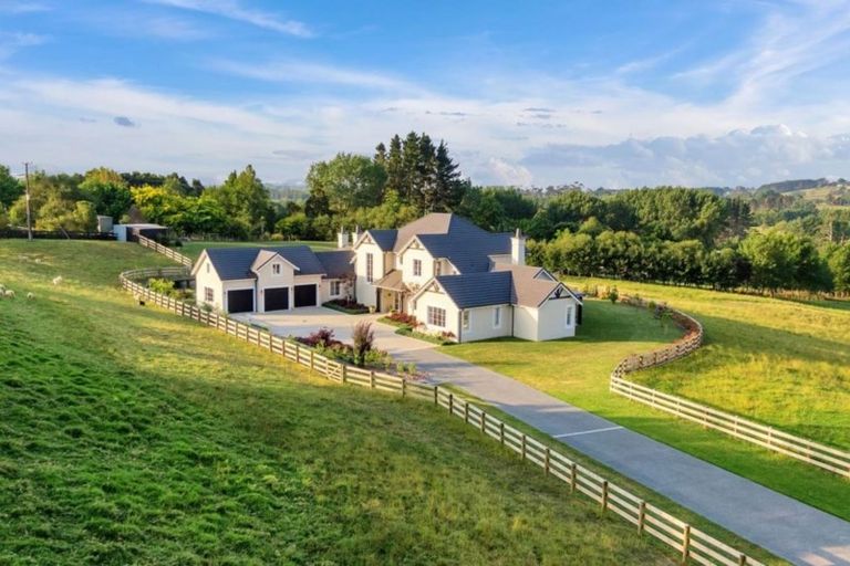 Photo of property in 91 Grace Hill Drive, Dairy Flat, Albany, 0792