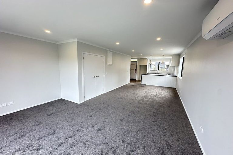Photo of property in 32 Bee Lane, Whitby, Porirua, 5024