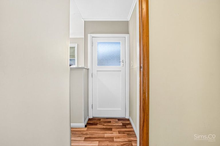 Photo of property in 28 Quick Avenue, Aramoho, Whanganui, 4500