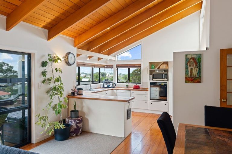 Photo of property in 11 Islington Street, Dargaville, 0310