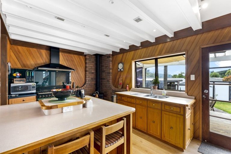 Photo of property in 21 Dalton Grove, Stokes Valley, Lower Hutt, 5019