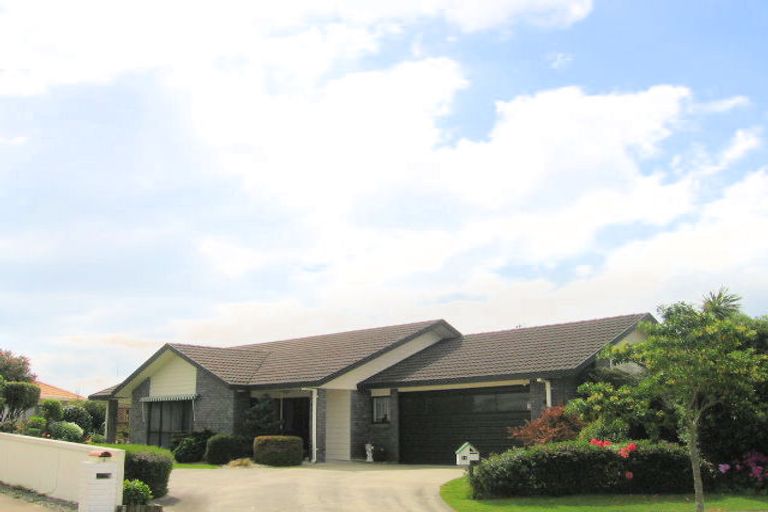 Photo of property in 11 Verbena Glen, Mount Maunganui, 3116