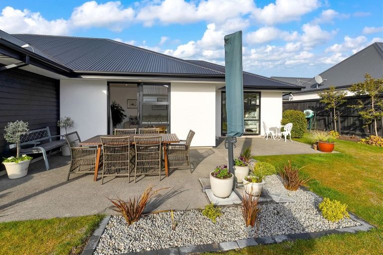 Photo of property in 36 Watkins Drive, Rangiora, 7400