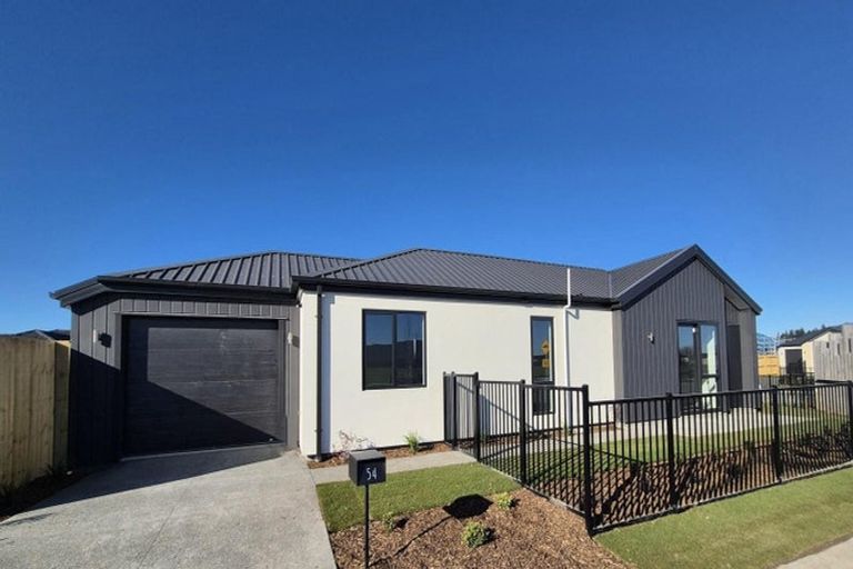 Photo of property in 54 Blakes Road, Belfast, Christchurch, 8051