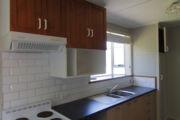 Photo of property in 45 Pitcairn Crescent, Bryndwr, Christchurch, 8053