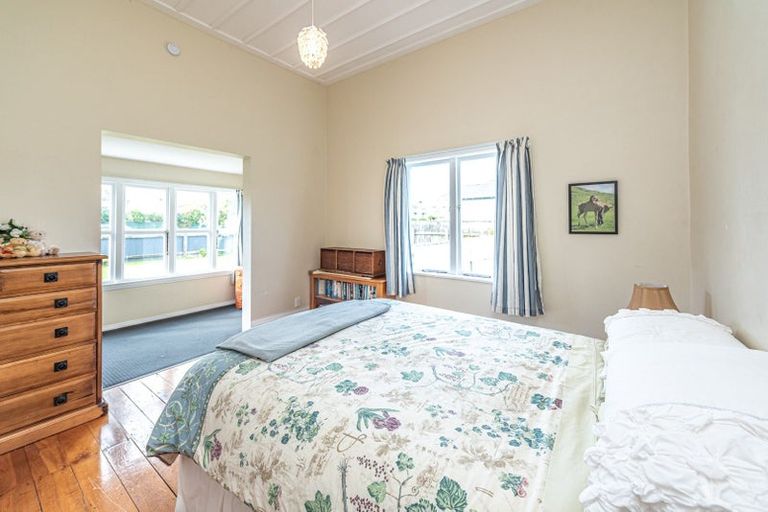 Photo of property in 6 Stark Street, Durie Hill, Whanganui, 4500