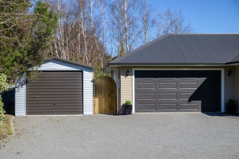 Photo of property in 75 Frederick Street, Carterton, 5713