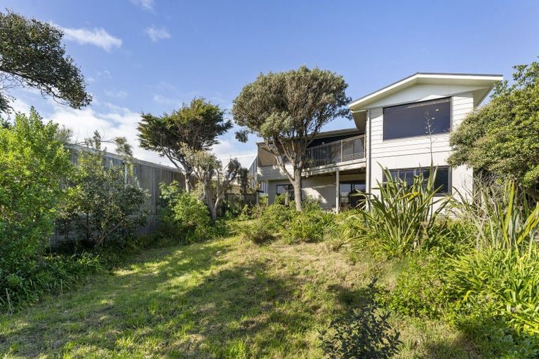 Photo of property in 5 Moana Street, Otaki Beach, Otaki, 5512