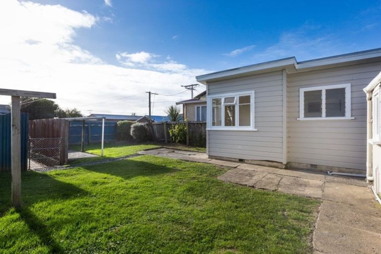 Photo of property in 43 Surrey Street, Caversham, Dunedin, 9012