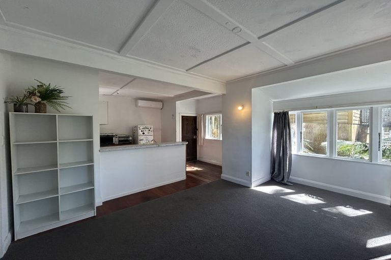 Photo of property in 19 Hadfield Terrace, Kelburn, Wellington, 6012