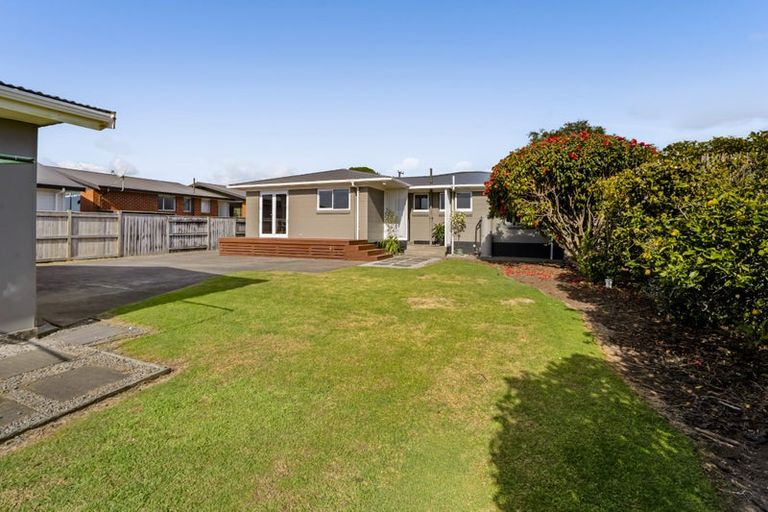 Photo of property in 1141 Devon Road, Bell Block, New Plymouth, 4373