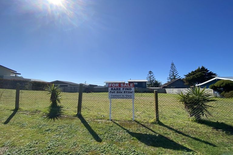 Photo of property in 11 Costello Crescent, Pukehina, Te Puke, 3189