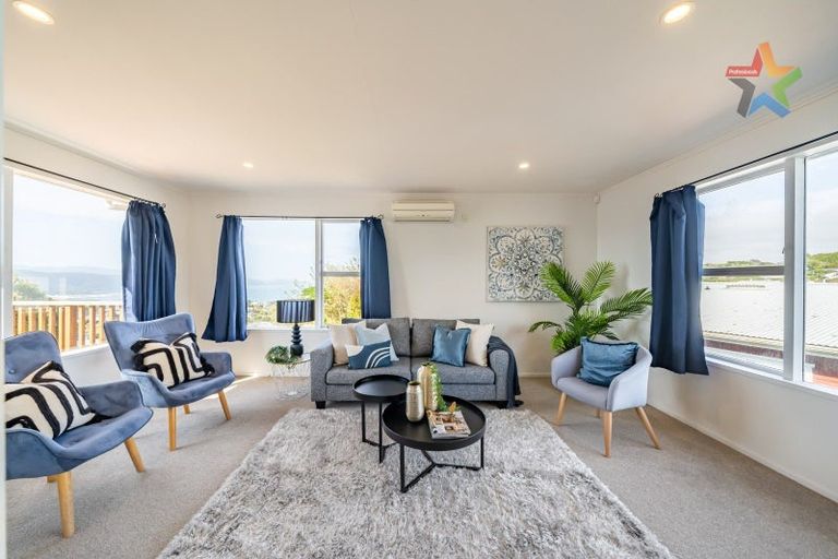 Photo of property in 29 Oakleigh Street, Maungaraki, Lower Hutt, 5010