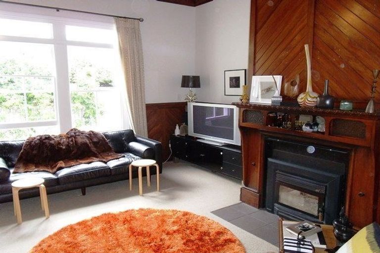 Photo of property in 13 Main Street, Hospital Hill, Napier, 4110