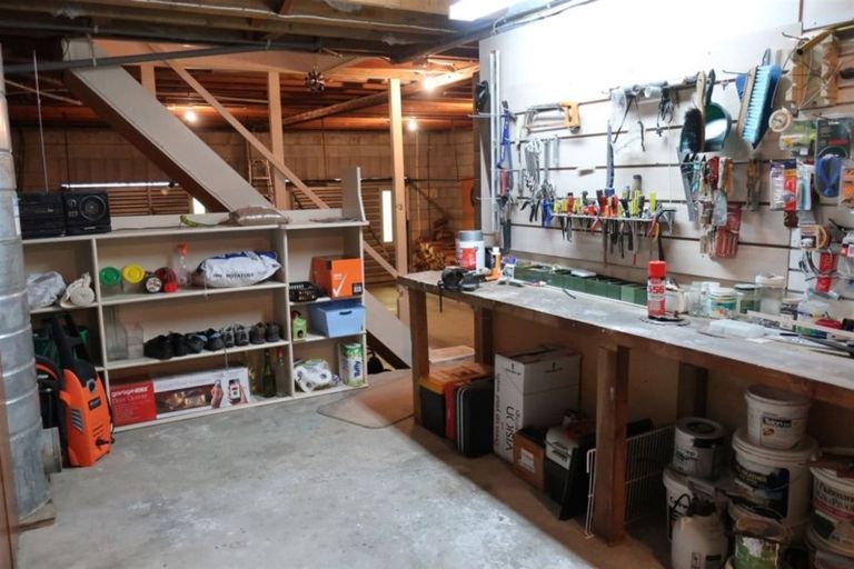 Photo of property in 8 Clyde Carr Crescent, Waimataitai, Timaru, 7910