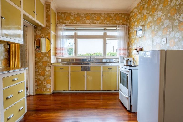 Photo of property in 19 Tamar Street, South Hill, Oamaru, 9400