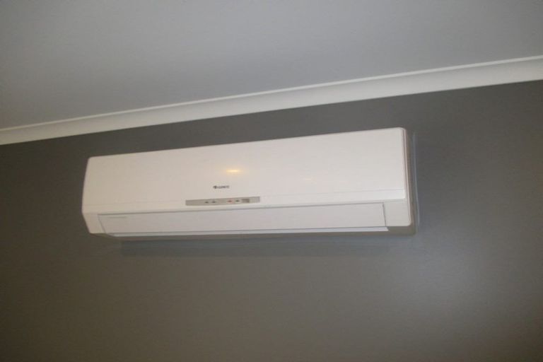 Photo of property in 12 Piwakawaka Court, Rototuna North, Hamilton, 3210