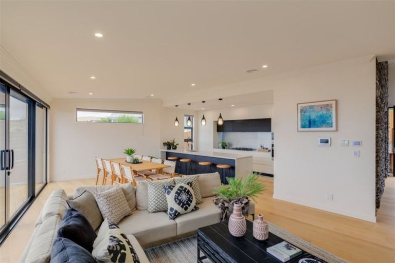 Photo of property in 161 Hackthorne Road, Cashmere, Christchurch, 8022