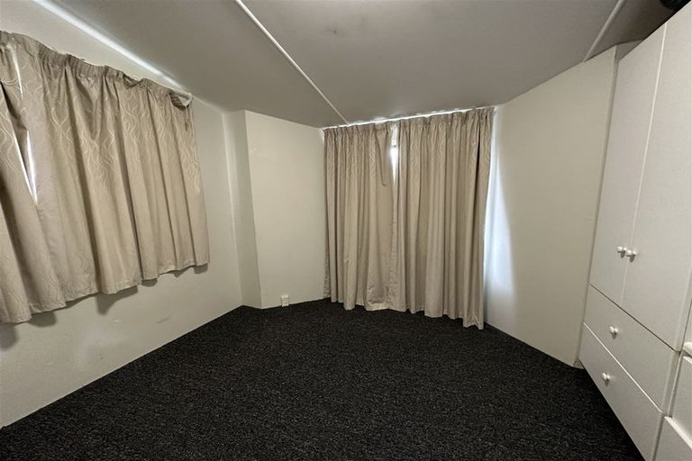 Photo of property in 123 Astley Avenue, New Lynn, Auckland, 0600