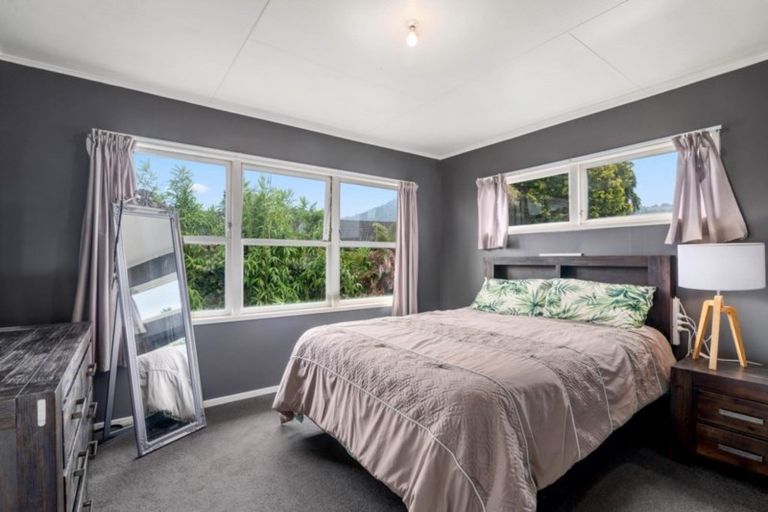 Photo of property in 4 Deborah Place, Mangakakahi, Rotorua, 3015