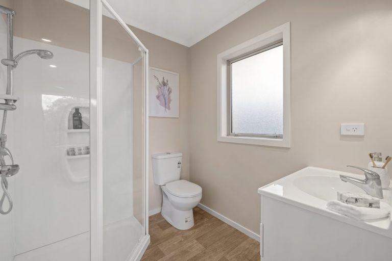 Photo of property in 12 Mahana Place, Raglan, 3225