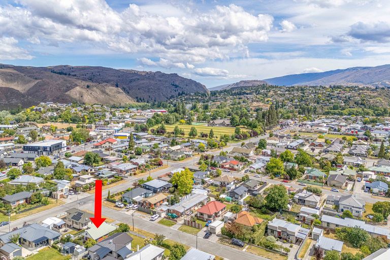 Photo of property in 1 Finlay Street, Alexandra, 9320