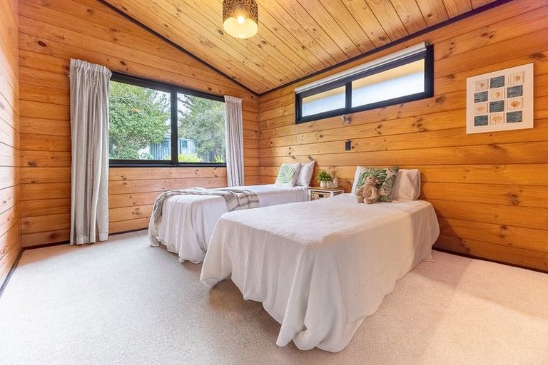 Photo of property in 16 Lupin Road, Otaki, 5512