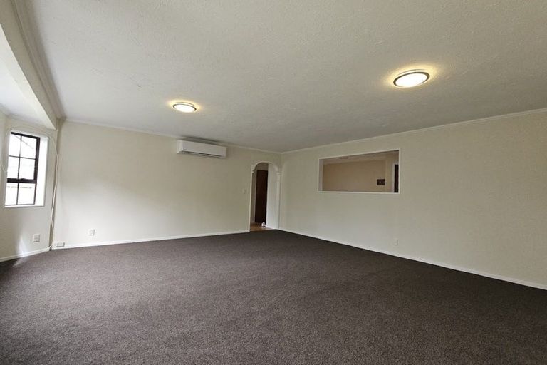 Photo of property in 3 Mclellan Street, Tawa, Wellington, 5028