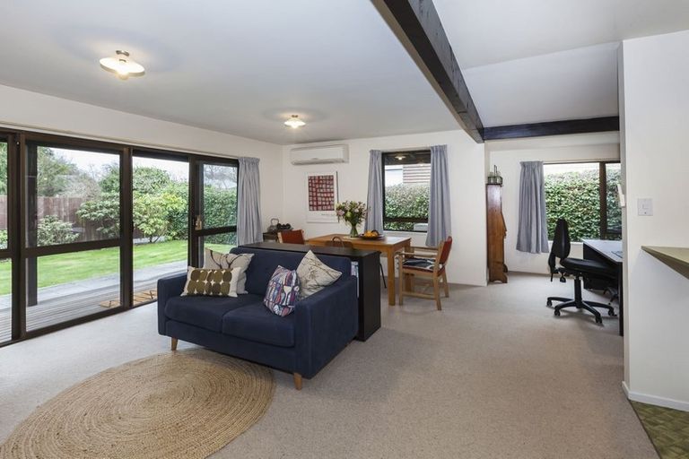 Photo of property in 68a Windermere Road, Papanui, Christchurch, 8053