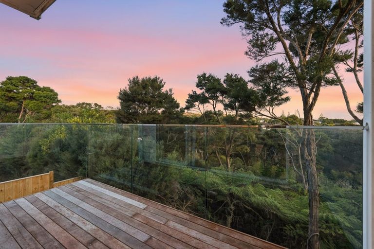Photo of property in 5 Lucas Creek Way, Albany, Auckland, 0632