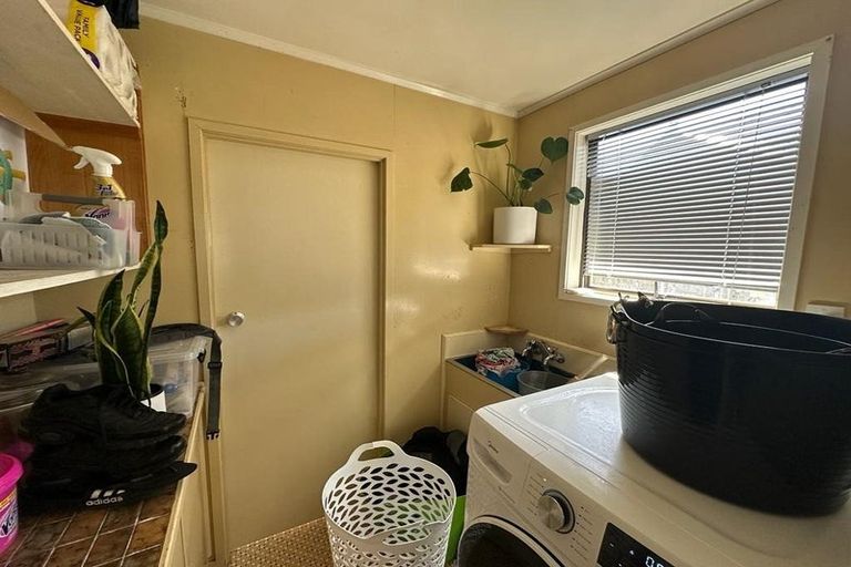 Photo of property in 226 Mahia Road, Weymouth, Auckland, 2103