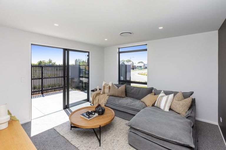 Photo of property in 21 Burkett Street, Marshland, Christchurch, 8051