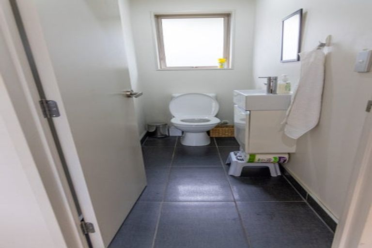 Photo of property in 60 Cardiff Road, Pakuranga, Auckland, 2010