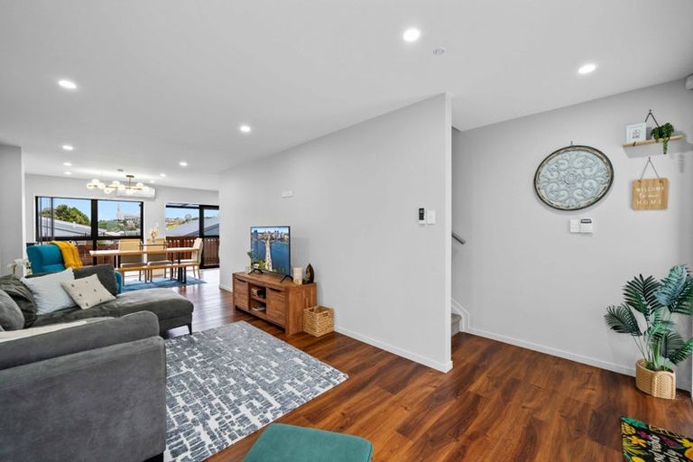 Photo of property in 11b Kimdale Place, Totara Heights, Auckland, 2105