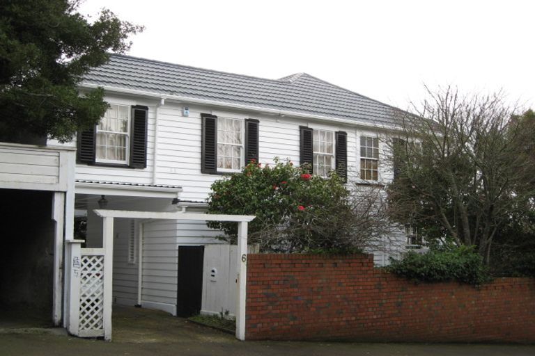 Photo of property in 6 Braithwaite Street, Karori, Wellington, 6012